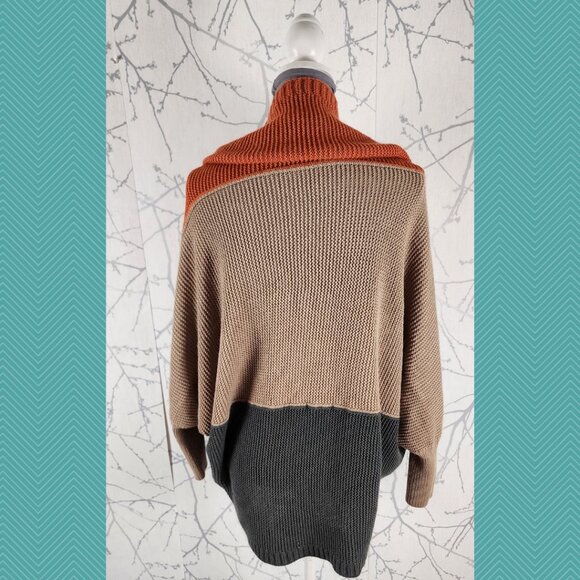 Bloomchic Colorblock Chunky Knit Batwing Circle Cardigan - Picture 3 of 4